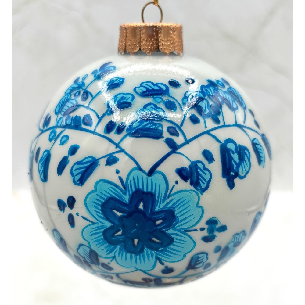 Hand Painted Glass Ball Ornament Chinoiserie-Inspired Design Floral Classic 4"‎